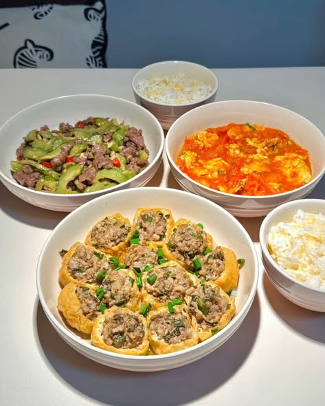 Quán bún chả Hà Nội